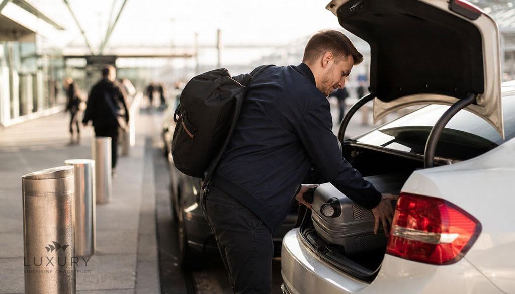 Avoiding Surge Pricing for Airport Runs: 2026 Guide