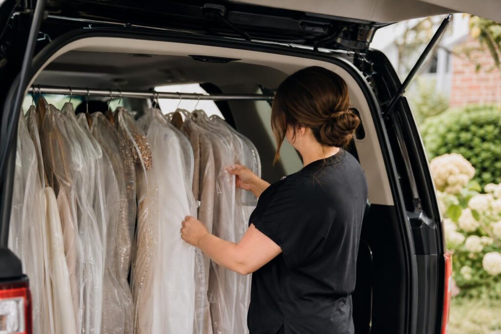 how to transport a bridal party with gowns without creasing